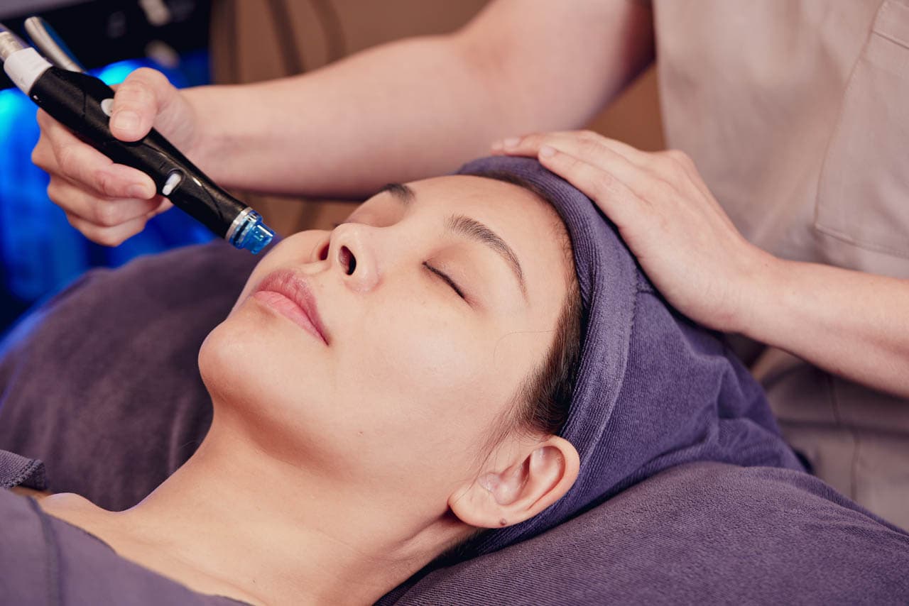 Hydrafacial with Serum